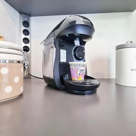 Les Aubepines - Calme - Parking Апартаменты *